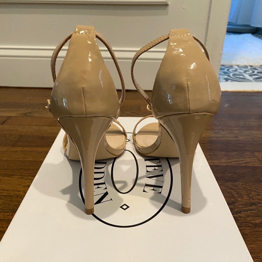 SOLD ‼️Steve Madden Stacy Sandal - Picture 6 of 6